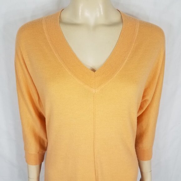 Nordstrom light orange 100% Cashmere lightweight pullover sweater ladies Small - Picture 2 of 6